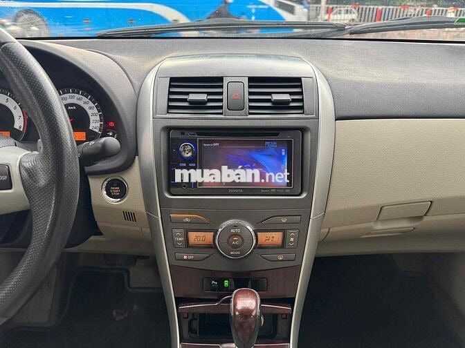 Toyota Corolla Altis 2010 2.0V - 93000 km một chủ