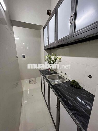 TT Chùa Láng, 30m, 2 ngủ, Nhà mới đẹp ở luôn, Sổ chính chủ, Giá tốt