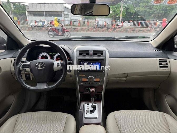 Toyota Corolla Altis 2010 2.0V - 93000 km một chủ