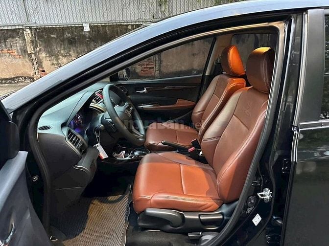 Honda CiTy 1.5AT Đời 2013 màu đen xe đẹp 