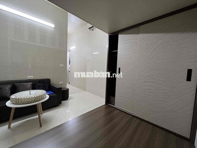 TT Chùa Láng, 30m, 2 ngủ, Nhà mới đẹp ở luôn, Sổ chính chủ, Giá tốt