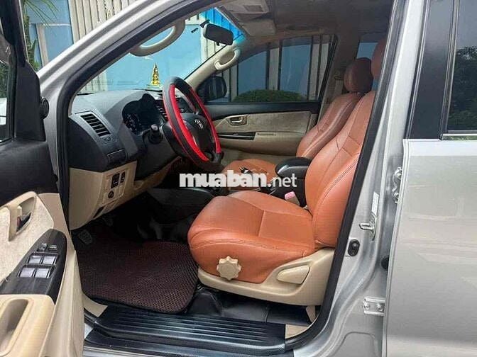 Toyota Fortuner máy dầu số sàn đời 2016
