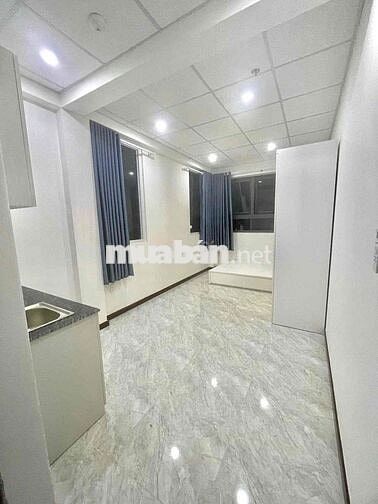 STU CỬA SỔ THANG MÁY GẦN ĐẠI HỌC VĂN LANG CS3