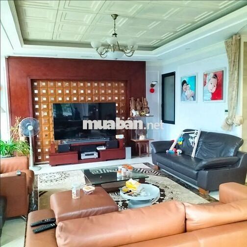 Bán BT phố Âu Cơ, 353m2, 6 tầng, mt 7m, 135 tỷ