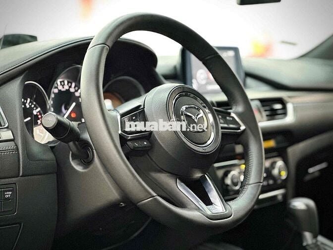 Mazda 6 2017 2.5L Premium odo 6v Đi Rất Ít Giá Tốt