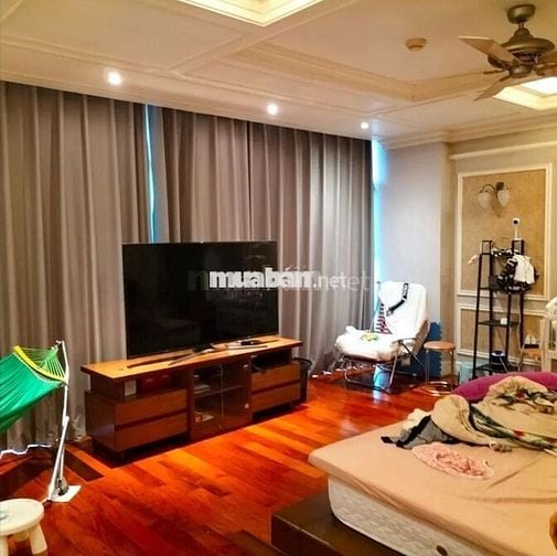 Bán BT phố Âu Cơ, 353m2, 6 tầng, mt 7m, 135 tỷ