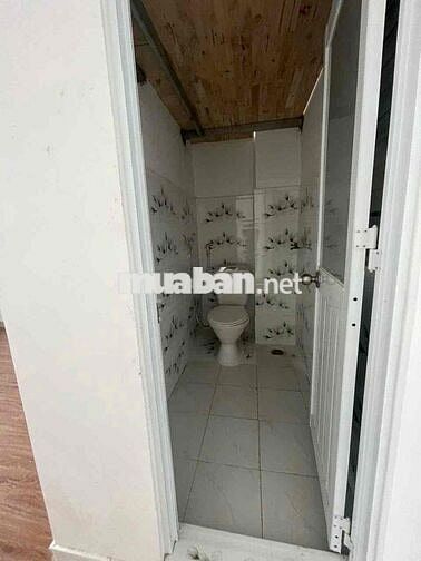 PHÒNG TRỌ GIÁ RẺ - BAN CÔNG THOÁNG MÁT - GẦN ĐẠI HỌC VĂN HIẾN - Y DƯỢC