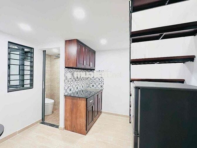 DUPLEX NGAY ĐẠI HỌC HUTECH, UEF, HỒNG BÀNG, GTVT - THANG MÁY, HẦM XE