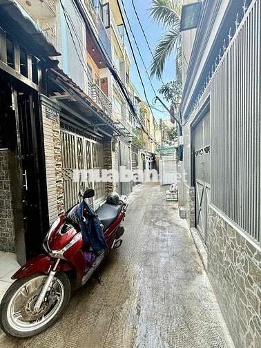 Cần bán gấp căn nhà chính chủ. đường nguyễn thượng hiền p5. pn