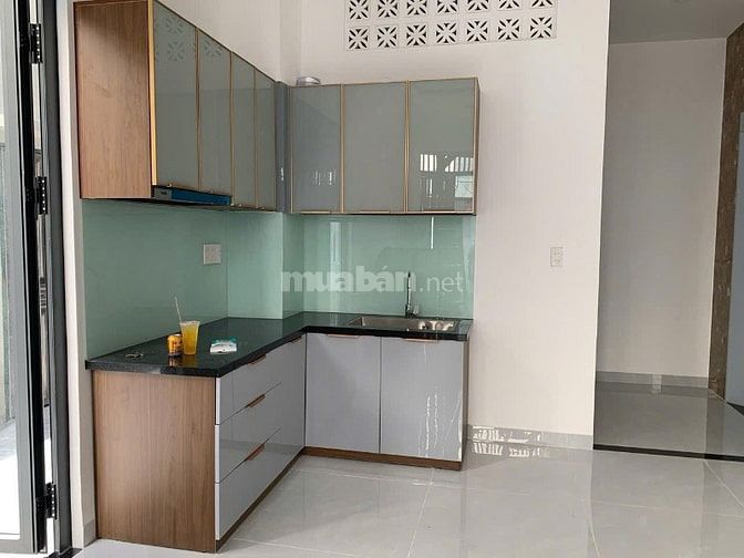 Góc,Hẻm xe hơi Hoàng Diệu,Ngang 4m,3Tầng,3PN,Khu Dân Trí,An Ninh,Sạch 