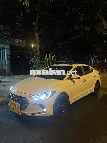 Bán xe Hyundai Elantra 2.0 AT 2018