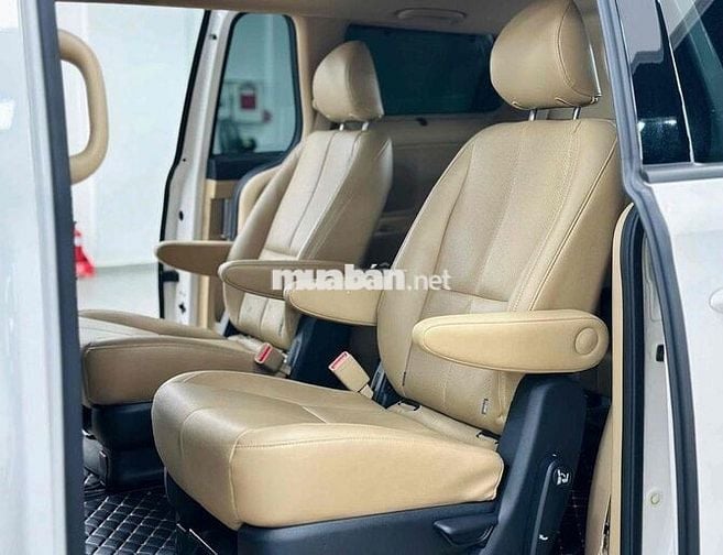 Kia Sedona Full Dầu siêu lướt 27.000km sau 6 năm