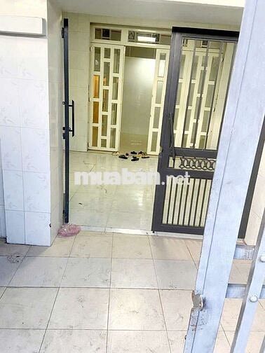 Nhà rộng 2pn gần Đh Tây Đô (đậu oto)