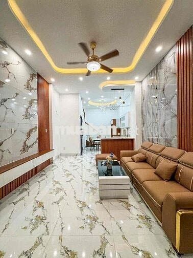 NHÀ TRỆT LẦU KIẾN TRÚC HIỆN ĐẠI MỚI HOÀN THIỆN - TẶNG FULL NỘI THẤT