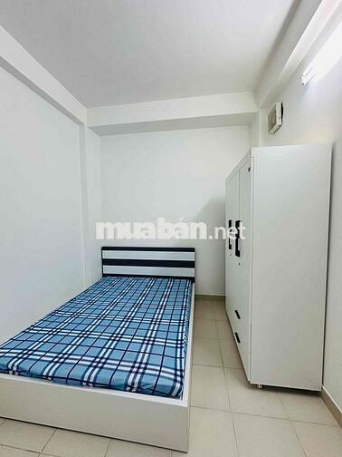 Căn hộ Hưng Phú lô A, 70m2, 2 phòng ngủ, thang máy, full nội thất, ĐB