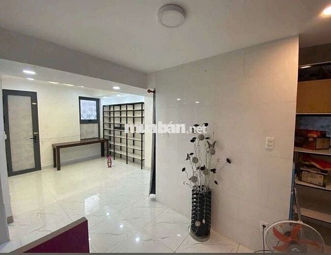 Lên Cho AC Tòa Nhà CHDV 5Tần Thu Nhập 840tr/1 Năm phường Linh Đông