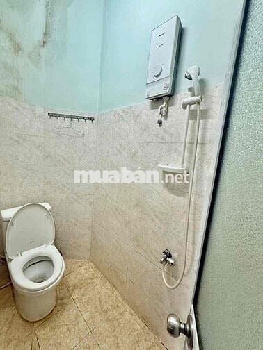 Cần bán gấp căn nhà chính chủ. đường nguyễn thượng hiền p5. pn