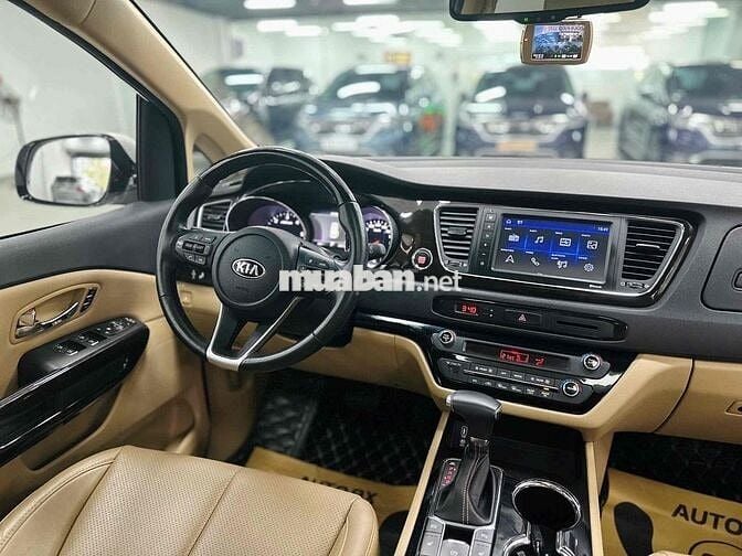 Kia Sedona Full Dầu siêu lướt 27.000km sau 6 năm