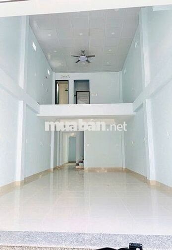 Nguyên căn mặt tiền đường xe tải