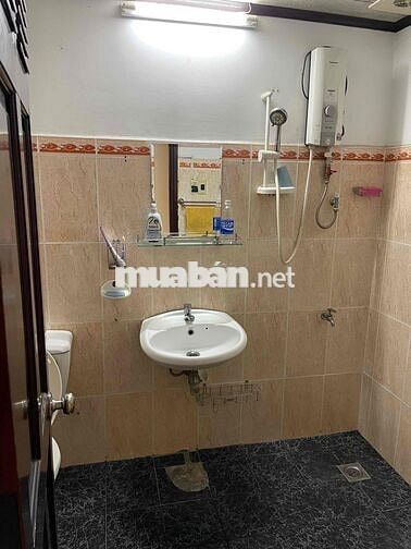 cho thuê căn hộ 3 PN nhà thoáng mát