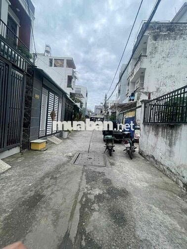 NHÀ SHR 68m2 3 LẦU– 1/ TRẦN THỊ CỜ Q.12 – SÁT GÒ VẤP – 4mx17m 4PN 5WC