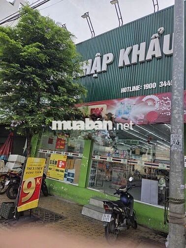 Nguyên căn mặt tiền ngang lớn giá hời