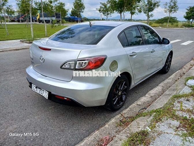 2012 1.6 AT Sedan - 1 km