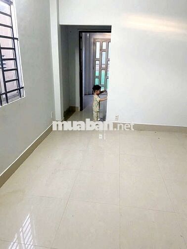 Nhà rộng 2pn gần Đh Tây Đô (đậu oto)