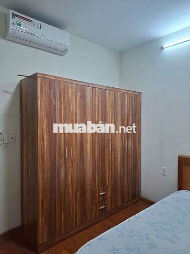 Cho thuê Toky Tower. 2pn 2wc. Nội thất cơ bản.