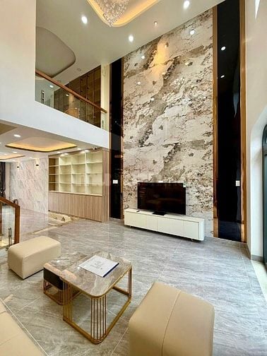 💥LÊN SÓNG SIÊU PHẨM LUXURY - BÀ ĐIỂM - CHỢ ĐẦU MỐI GÍA 7,2 tỷ tl