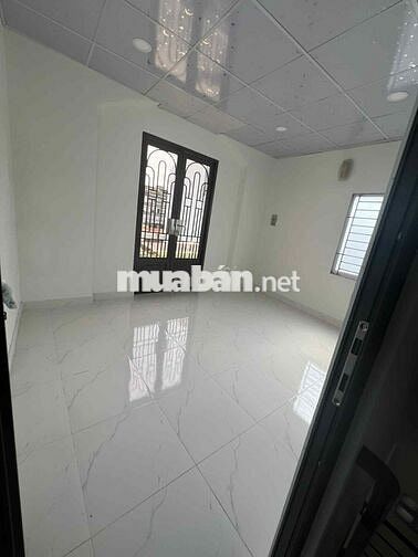 Cho thuê nhà trống nguyên căn 24m2 4PN 3WC, Huỳnh Thiện Lộc, Tân Phú