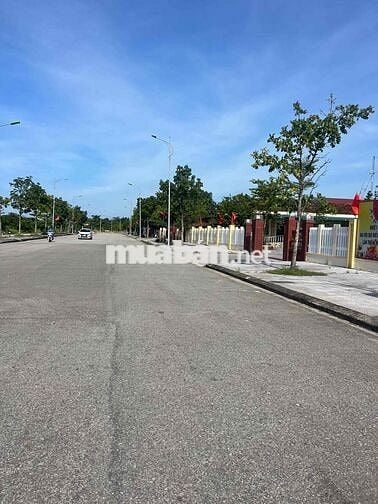 ĐẤT MẶT TIỀN LÊ TỰ ĐỒNG, VỸ DẠ, TP HUẾ, đường 26m 168m2 4,2 ty View ho