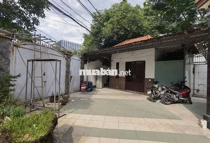 Phòng đơn 30m2 KDC Him Lam, gần ga Bình Thái 800m