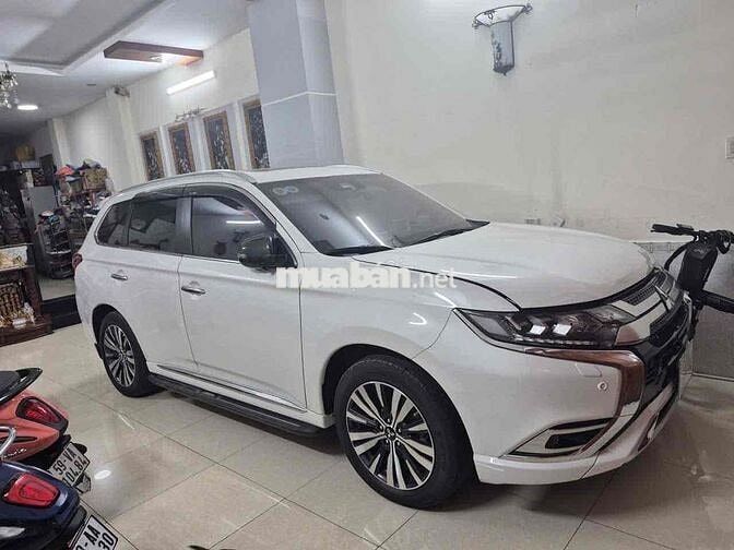 Mitsubishi Outlander 2022 2.0 CVT - 15500 km