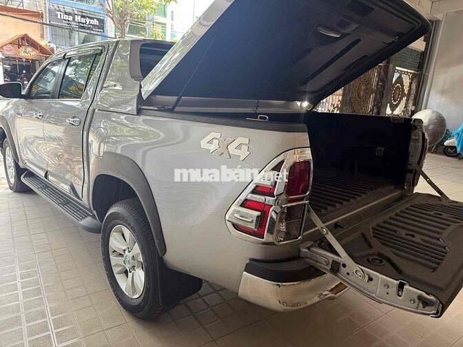Toyota Hilux 2.8G 4x4 2017 máy dầu 2 cầu số tự độg