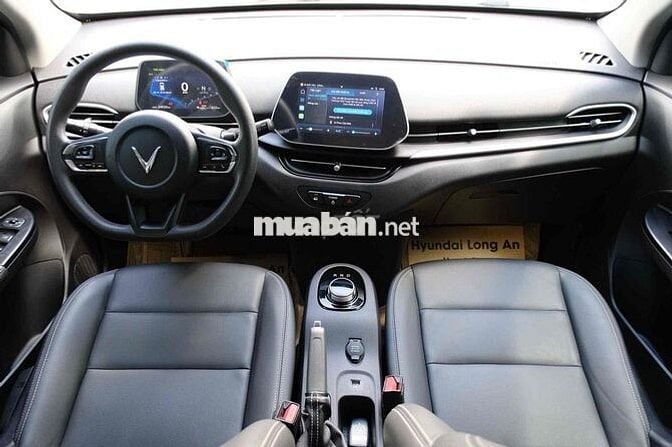 VinFast VF5 2025- 10300 km