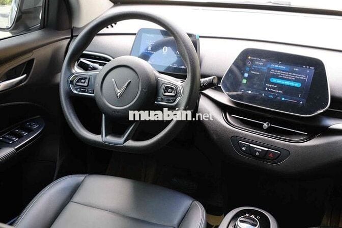 VinFast VF5 2025- 10300 km