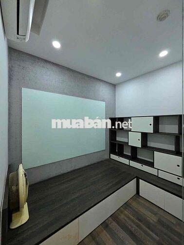 Cho thuê căn hộ 3 phòng ngủ 2WC. chung cư Orchard Parkview. p9 P Nhuận
