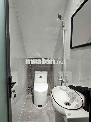 BÁN NHÀ 2 TẦNG 4x13  PHẠM VĂN BẠCH * TÂN BÌNH- FULL NỘI THẤT - Ở NGAY