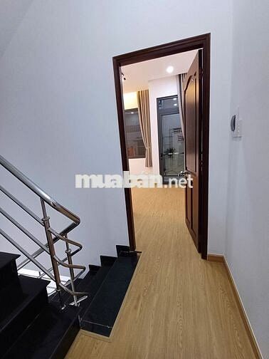 Nhà đẹp giá rẻ LẠC LONG QUÂN 4 tầng BTCT vào ở ngay chỉ 6 Tỷ