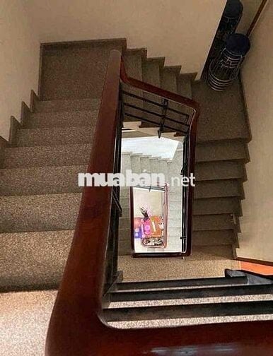 Hoàng Văn Thụ DiỆn Tích khủng ngay trung tâm tân bình.