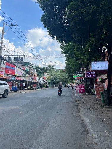 Bán nhà mặt đường Lê Văn Thịnh , p Bình Trưng Tây