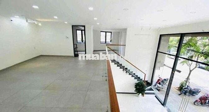 NHÀ MT NGUYỄN TRI PHƯƠNG 3,5 TẦNG NGANG 8M GIÁ 32 TRIỆU