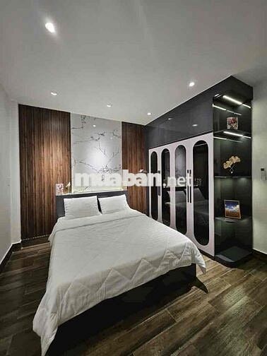 BÁN NHÀ 2 TẦNG 4x13  PHẠM VĂN BẠCH * TÂN BÌNH- FULL NỘI THẤT - Ở NGAY
