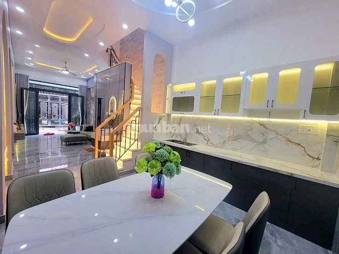Bán Nhà Hẻm Xe Hơi Gò Vấp-4Tầng-38/40m2-Giá 6,25 Tỷ 