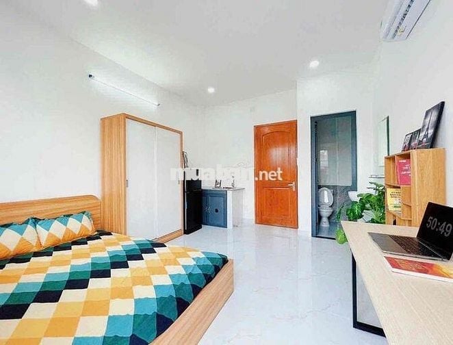 CHO THUÊ STUDIO BAN CÔNG FULL NỘI THẤT NGAY ĐẠI HỌC VĂN HIẾN