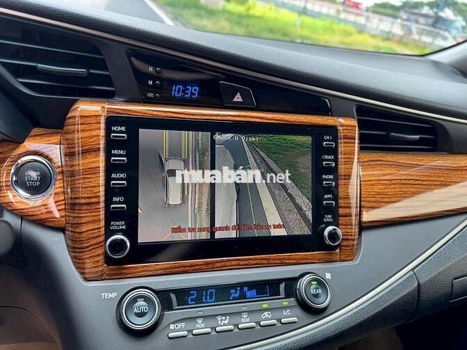 Toyota Innova 2021 2.0G - 38398 km
