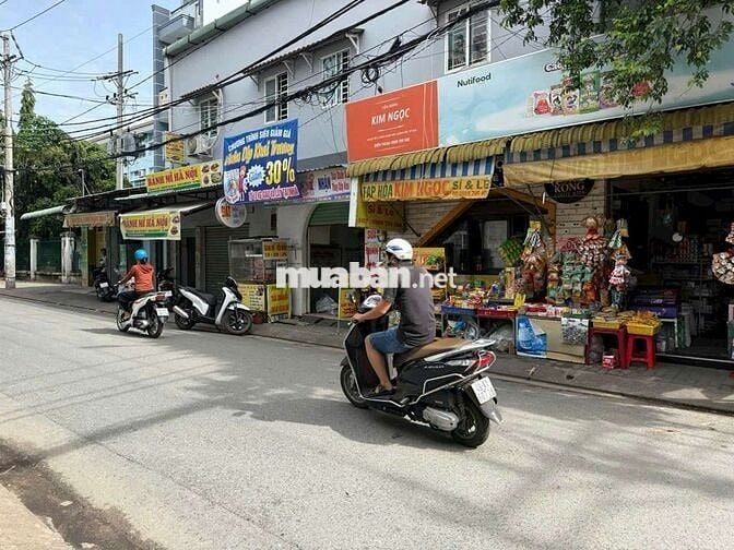 MTKD 3 TẦNG ĐƯỜNG 10M CÓ VỈA HÈ 36M2 P.BHH BÌNH TÂN CHỈ 3,7 TỶ TL