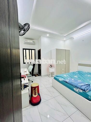 NHÀ ĐẸP CÓ THANG MÁY KHU SÂN BAY - 5x20M, 72D Nhất Chi Mai, P.13, Q.TB