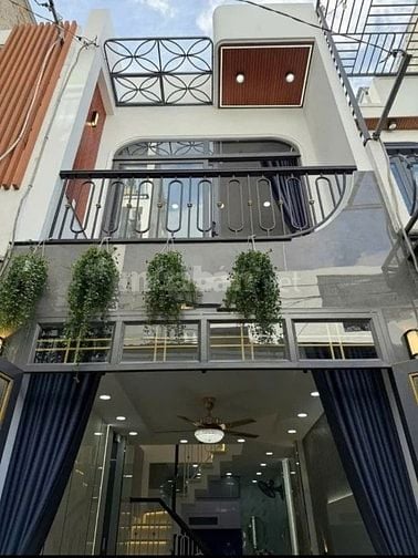Kẹt tiền bán nhanh nhà Kinh Dương Vương F13 Quận 6